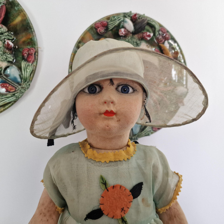 Antieke Spaanse Pop 1920-1930 - Papier-maché & Glas