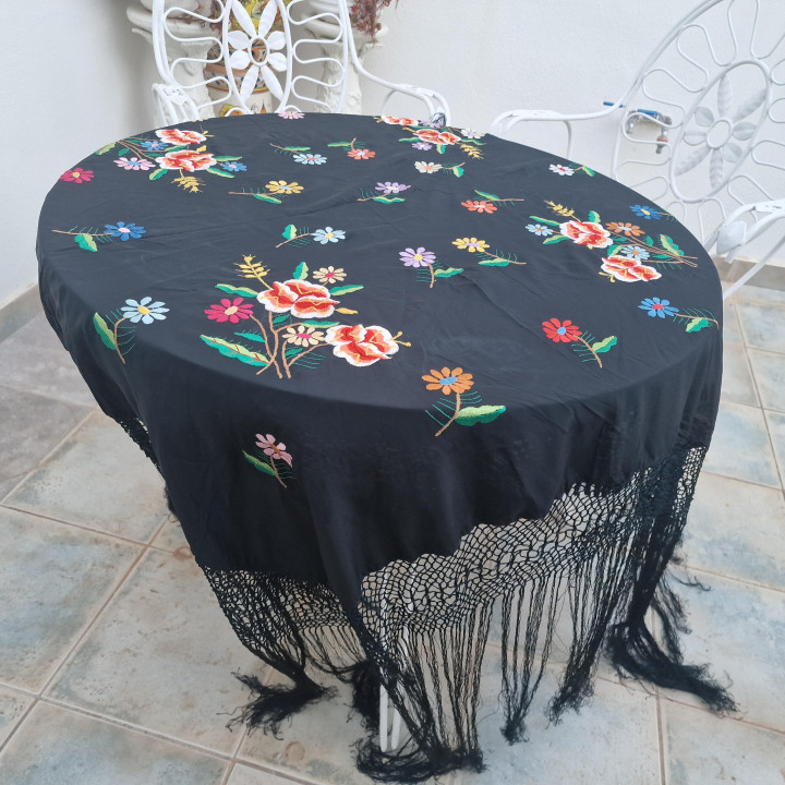 Mantón de Manila Vintage 1940-1950 - Viscosa Negra 110x110cm