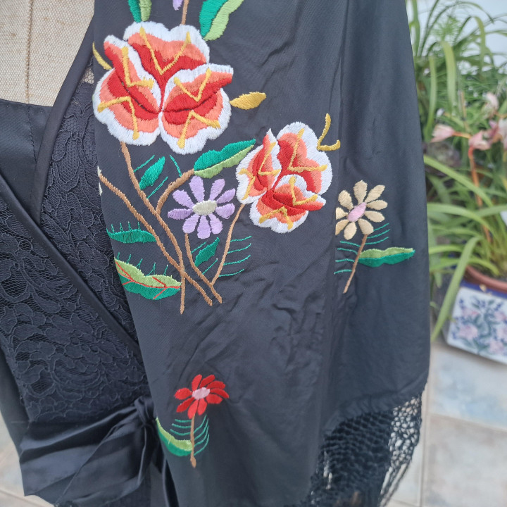 Châle de Manille Vintage 1940-1950 - Viscose Noire 110x110cm