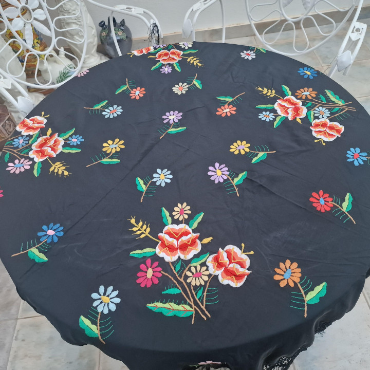 Mantón de Manila Vintage 1940-1950 - Viscosa Negra 110x110cm