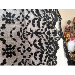 Mantille Espagnole en Dentelle Noire - Années 60