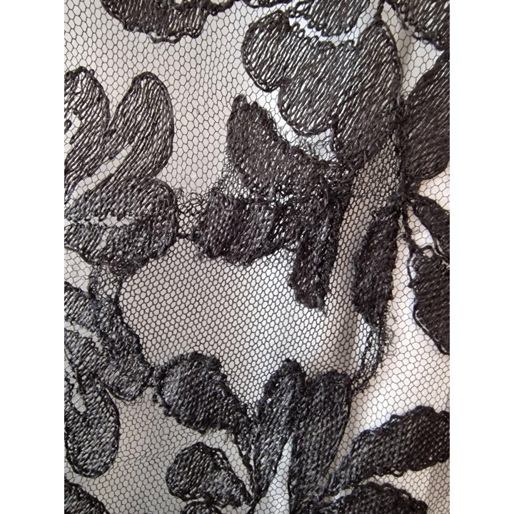 Mantilla de Seda Negra Vintage - Bordada a Mano 1960