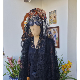 Mantiglia Spagnola Vintage in Pizzo Nero, Metà XX Secolo