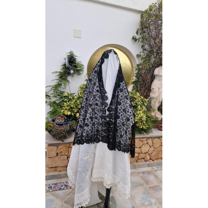 Vintage Spanische Seidenmantilla | Handgefertigte Spitze