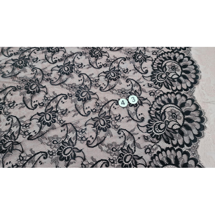 Hiszpańska Mantyla Vintage lata 60. - Czarna Koronka 260x135 cm