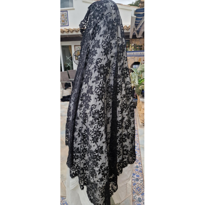 Mantiglia spagnola in pizzo nero (anni '60) - 150x225 cm