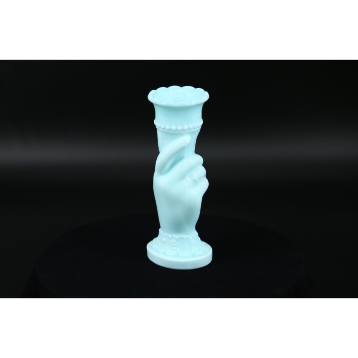 Vase Main Victorienne en Verre Opaline Bleu