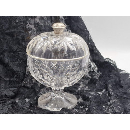 Bomboniere de cristal lapidado e prata, década de 1920
