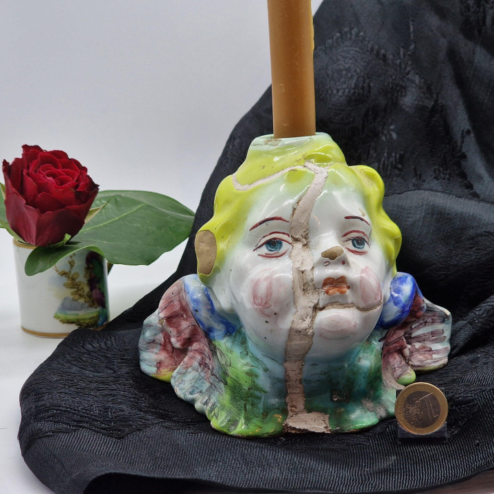 Antique Manises Ceramic Cherub Candle Holder (1900-1909)