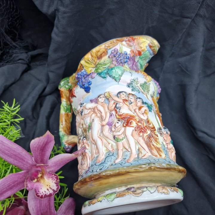1940s Capodimonte Style Italian Ceramic Jug (Damaged)