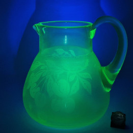 Pichet en Verre d'Uranium Années 30 - Verre Ouraline