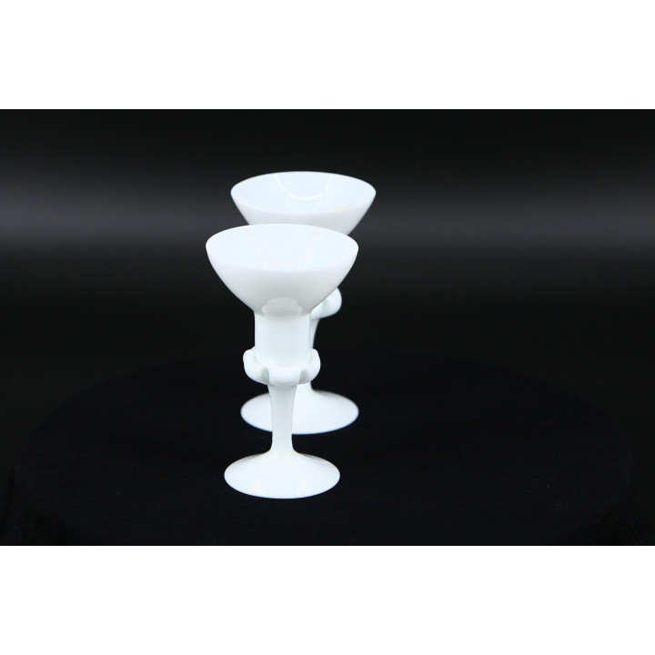 Candelabros de Vidro Opalino Portieux Vallerysthal, França 1960