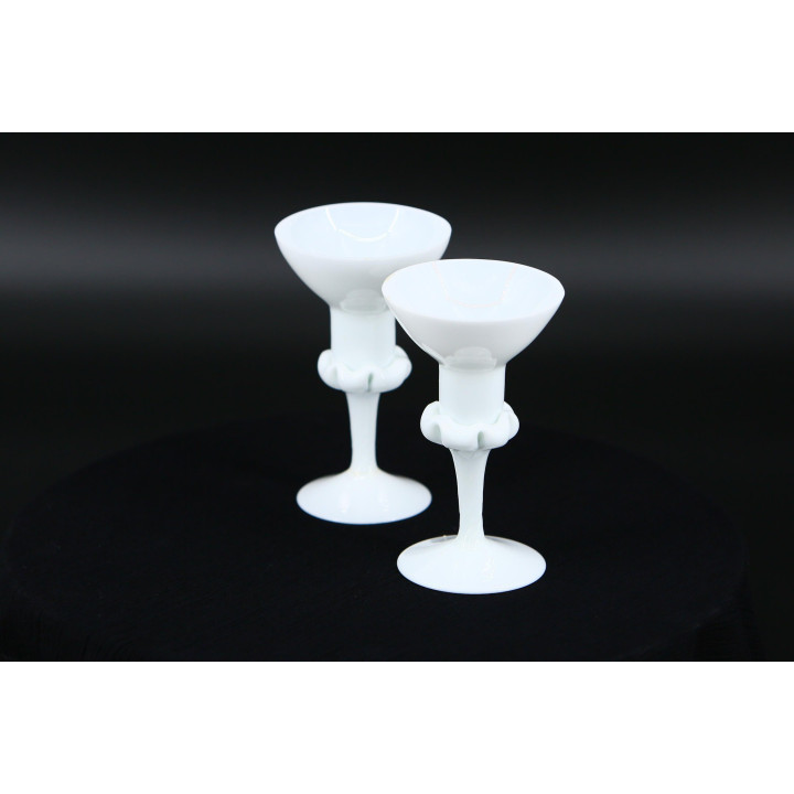 Candelabri in Vetro Opalino Portieux Vallerysthal, Francia 1960