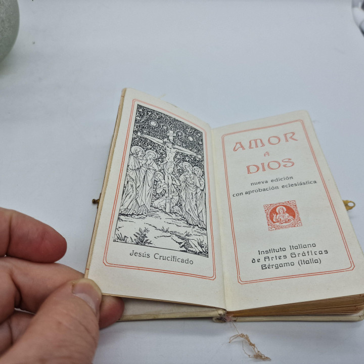 Молитвослов Amor á Dios 1903 - Целлулоид и латунь