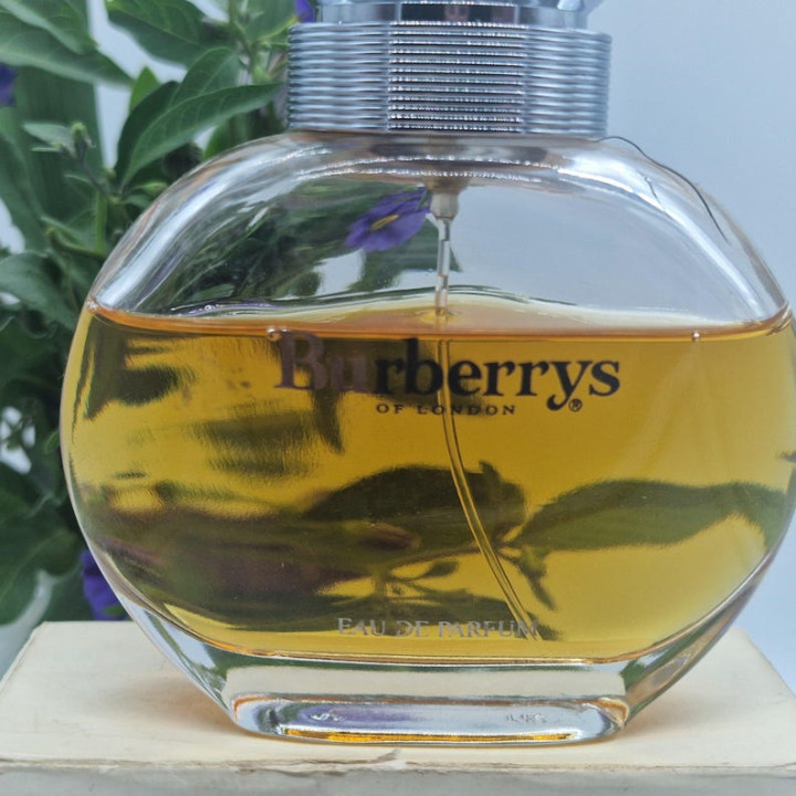 Vintage Burberrys of London Eau de Parfum 1995 (70/100 ml)