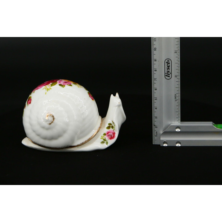 Royal Albert Cottage Rose Schnecke Porzellan Dose
