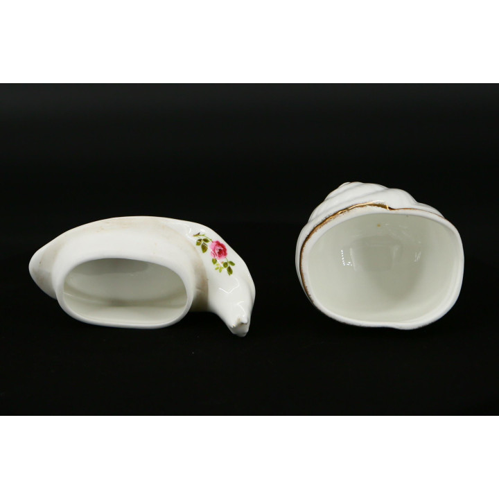 Royal Albert Cottage Rose Snail Porcelain Trinket Box