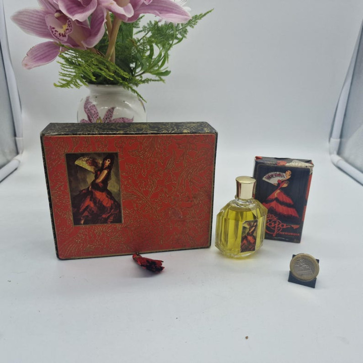 Vintage Maja Myrurgia Set: Parfum & Seife (1960er)
