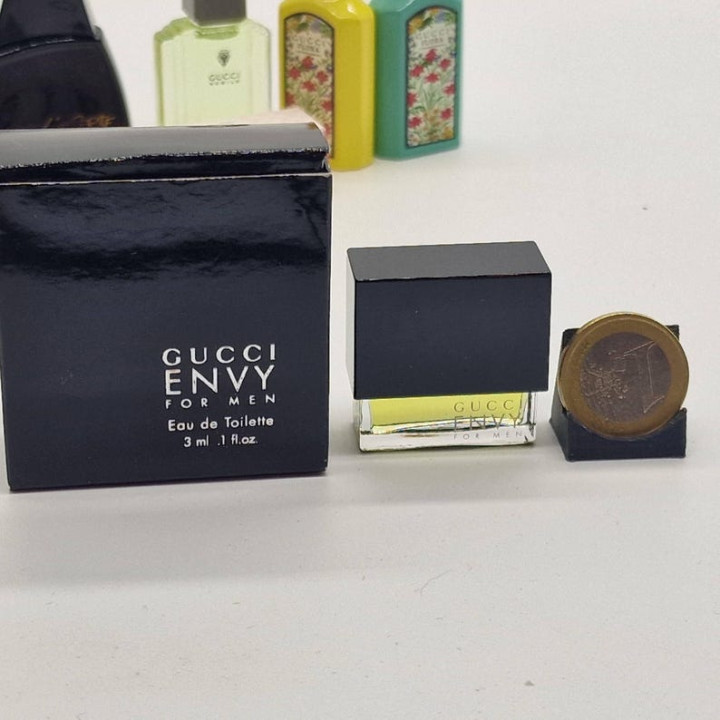 Набор миниатюр Gucci: Nobile, Envy, Flora (7 шт.)