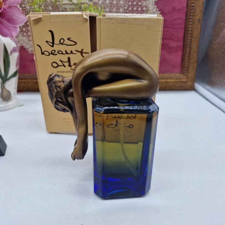 Bruno Bruni IRIDE: Verzamelbaar Parfumsculptuur Les Beaux Arts