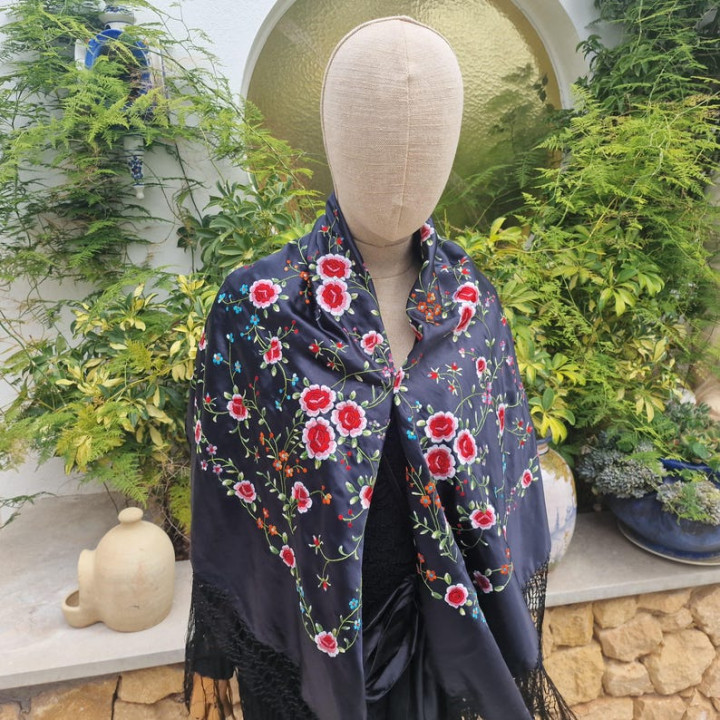Châle Mantón de Manila Vintage en Soie Brodée Main