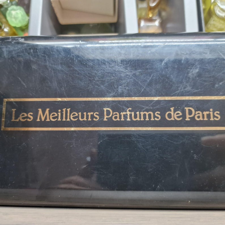 Colección Vintage de Miniaturas Les Meilleurs Parfums de Paris