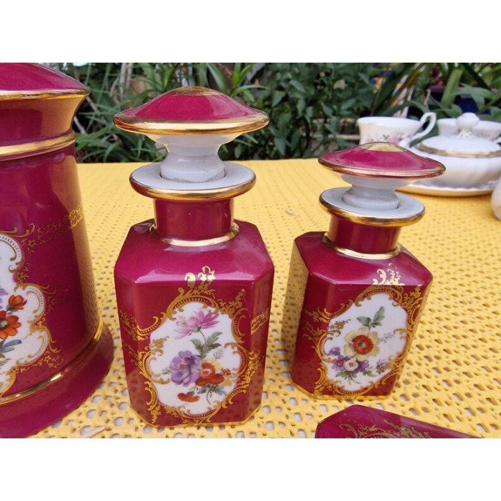 Винтажный туалетный набор Limoges и зеркало (7 предм., 1940-е)