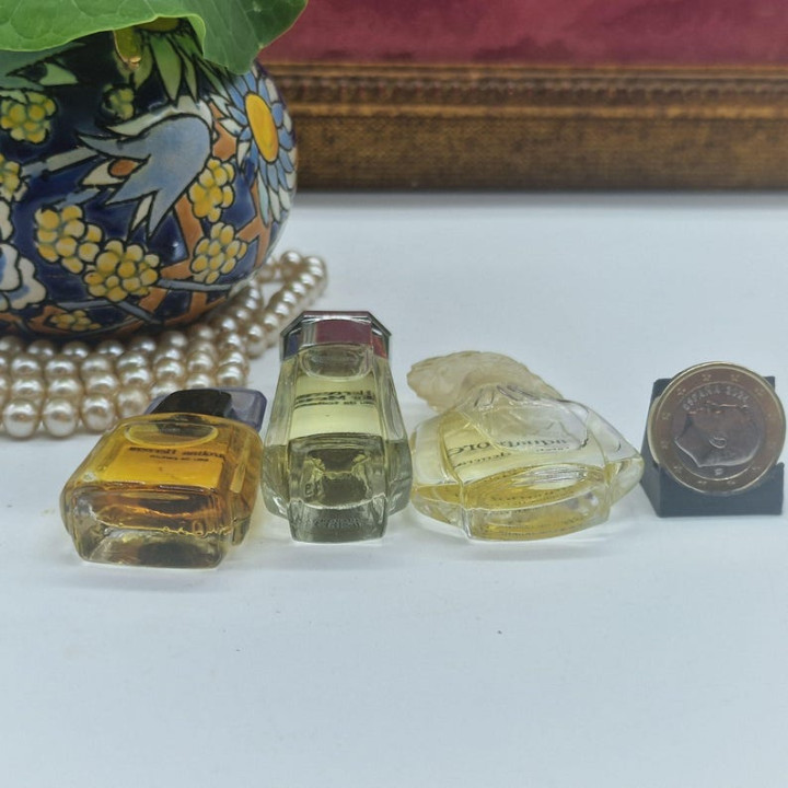 Lote de 3 Miniaturas de Perfume Carolina Herrera Vintage 90s