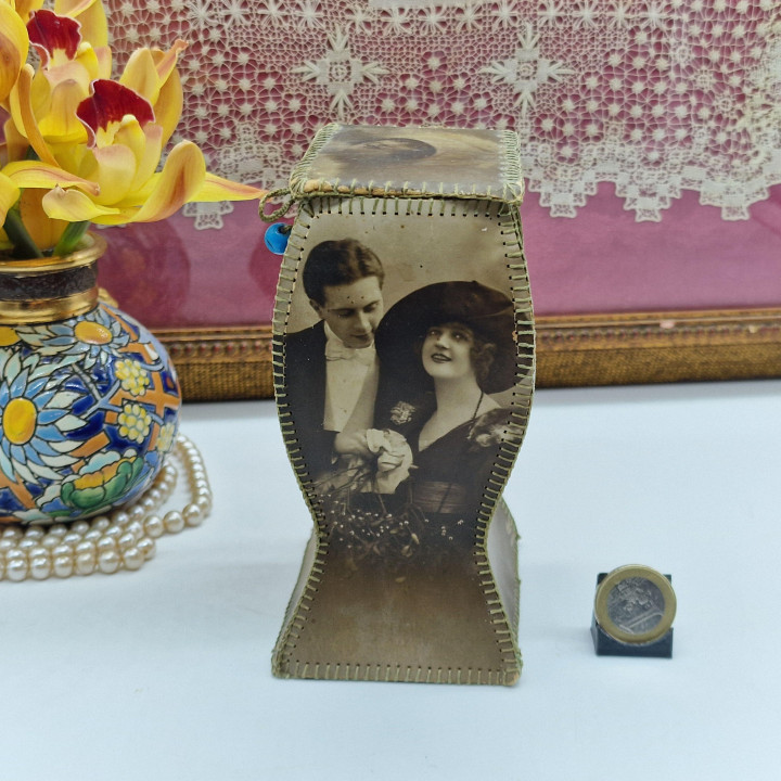 Caja de Recuerdos Antigua (1900-1910) - Arte Popular Eduardiano