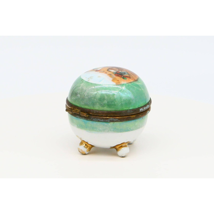 Boîte à Bijoux Œuf en Porcelaine Rococo