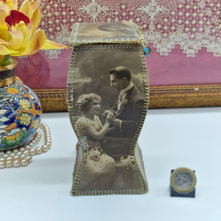 Caja de Recuerdos Antigua (1900-1910) - Arte Popular Eduardiano