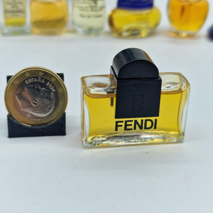 Lot 10 Miniatures Parfum Vintage - Chanel No 5, Fendi 1985, Jean Patou, Laura Biagiotti - Collection de Parfums Rares 1980-2000