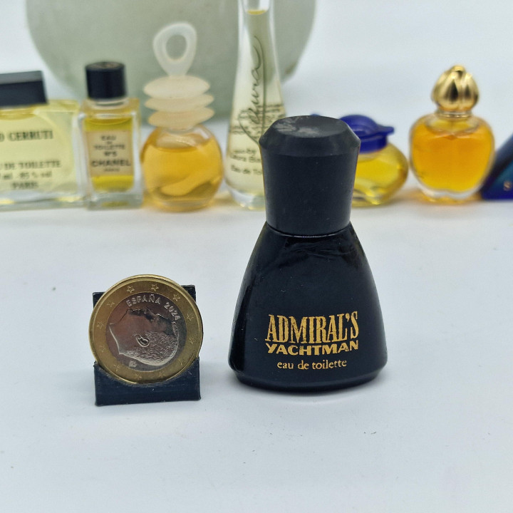 Vintage Parfum Miniaturen 10er Set - Chanel No 5, Fendi 1985, Jean Patou, Laura Biagiotti - Seltene Duftsammlung 1980er-2000er