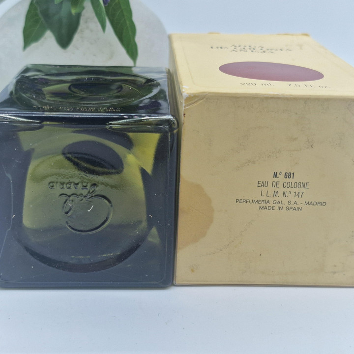 Vintage Agua de Colonia Añeja Perfumería Gal 220ml Madrid
