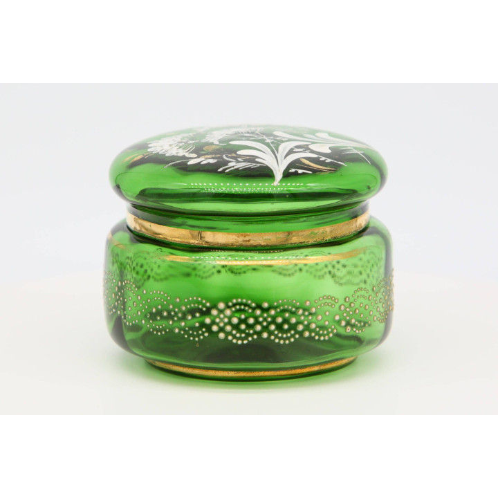 Boîte à bijoux ancienne en verre de Bohême vert émeraude