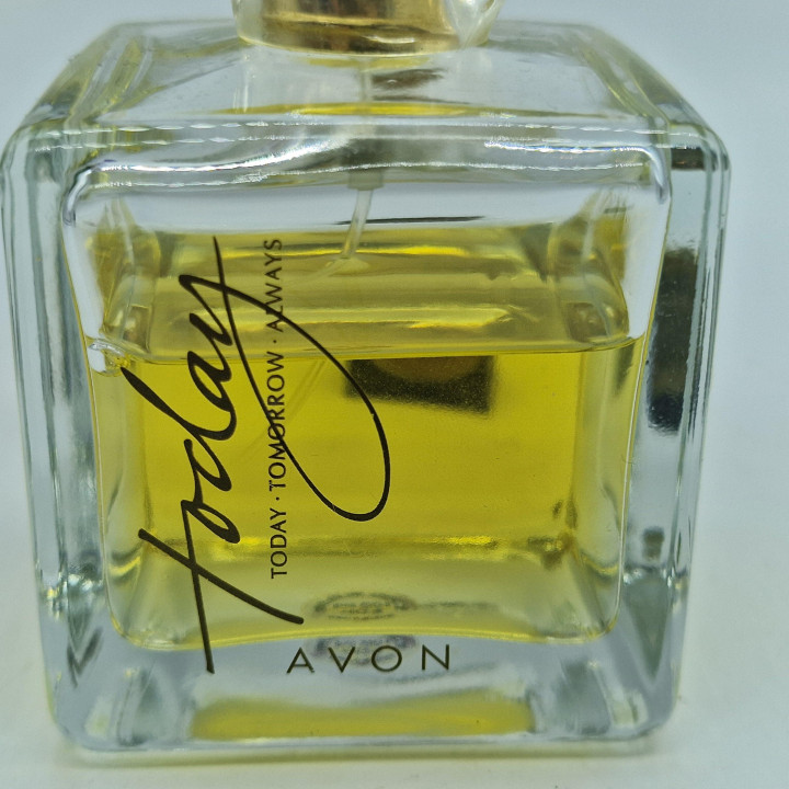 Avon Today Eau de Parfum, Parfum Vintage EDP, Trilogie Today Tomorrow Always, 100ml, Parfum de Collection Années 2000 Rempli à…