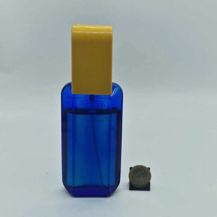 Parfum Vintage Quorum Antonio Puig Eau de Toilette, Flacon Bleu Cobalt Rare 100ml, Fragrance Espagnole 1990, Capuchon Abîmé