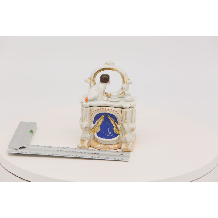Boîte à bijoux Fairing en porcelaine XIXe
