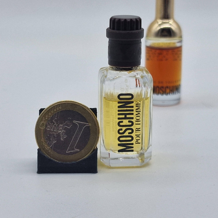 Miniatures Parfum Moschino - Pour Homme et Bouteille Champagne Eau de Toilette, Duo de Fragrances Vintage Collection, Années 90