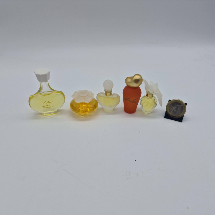Set de Miniaturas de Perfume Vintage, Coleccion de 5 Nina Ricci, L'Air du Temps Lalique, Fleur de Fleurs, Deci Dela y Farouche,…