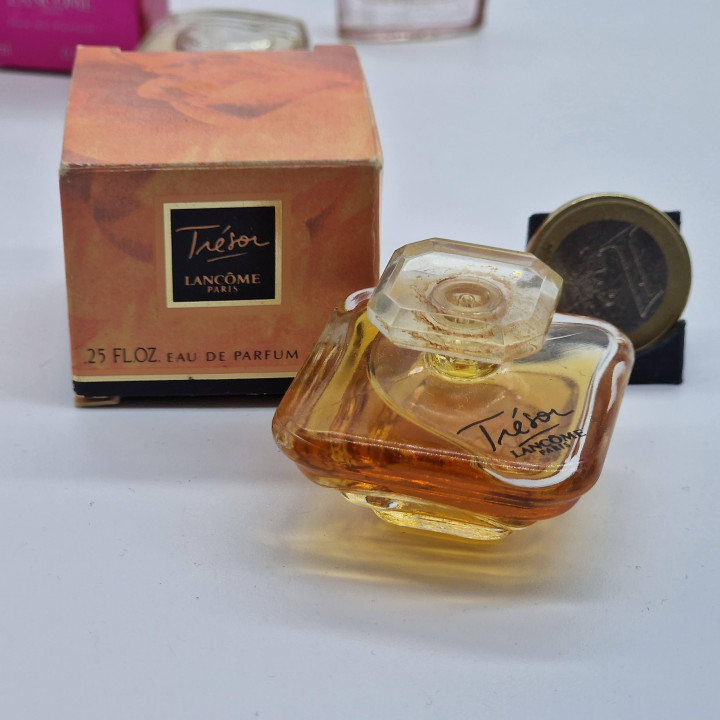 Vintage Lancôme Miniatur Parfum Set, 4 Sammlerflakons - Trésor, Miracle, Oui und So Magic, EDP EDT mit OVP, Frankreich 1990er 2…