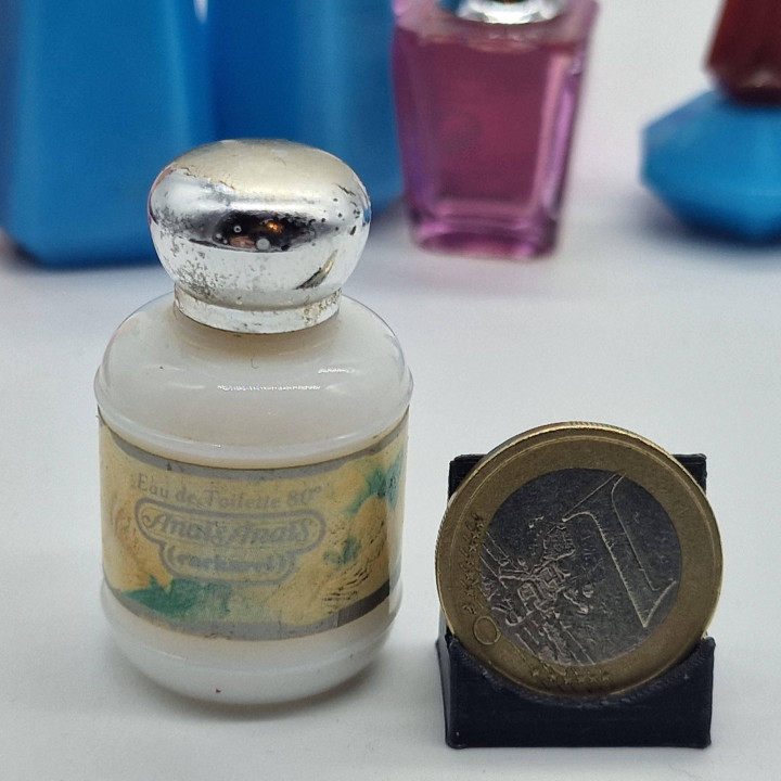 キャシャレル ヴィンテージ ミニ香水 7本セット グロリア ルル プロメス アナイスアナイス ミニチュア ボトル コレクターズ アイテム フランス製 1978-2005年