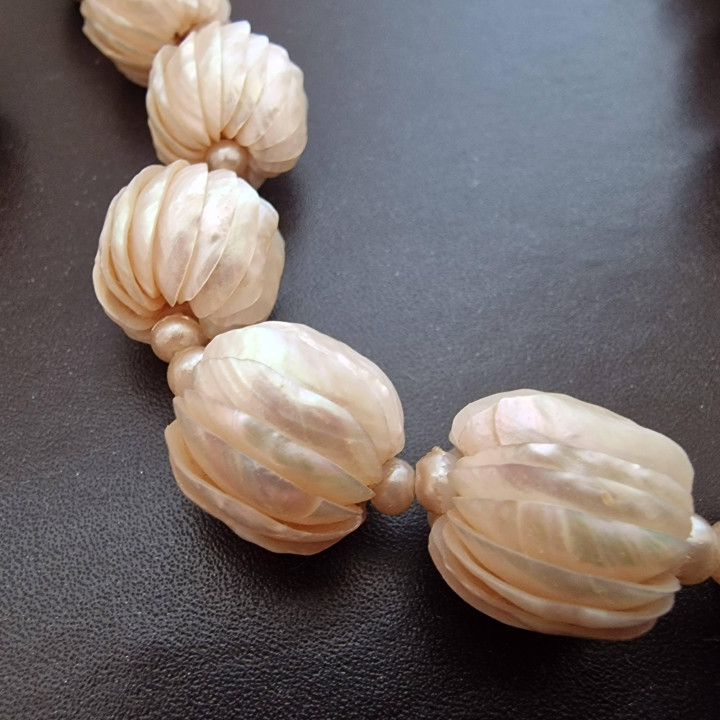 Vintage Spanish Mother-of-Pearl Jewelry Set - 1950s O Grove