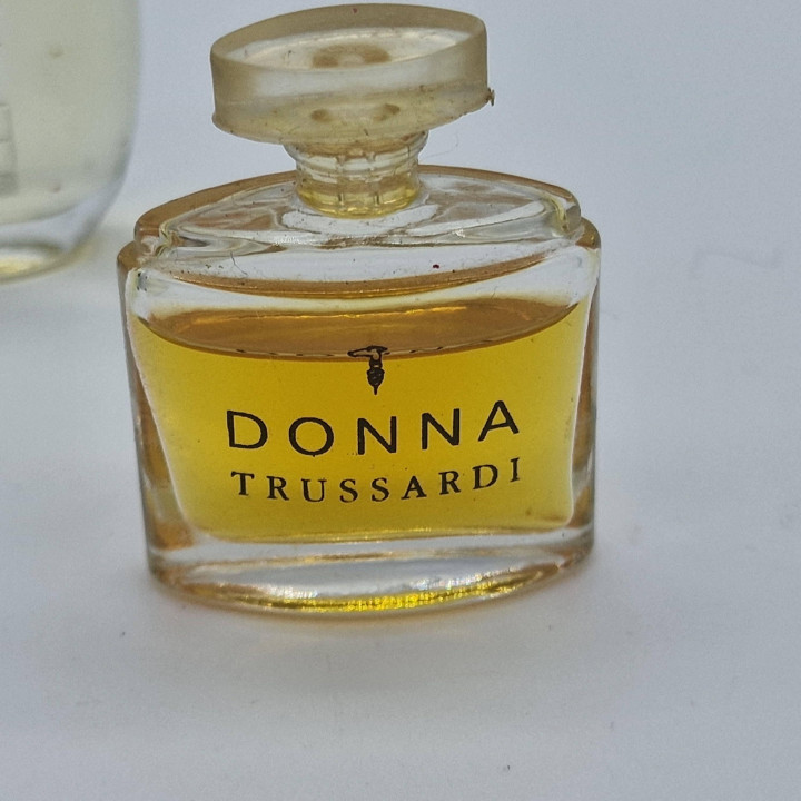 Conjunto Miniaturas Perfume Trussardi Donna e Light Her