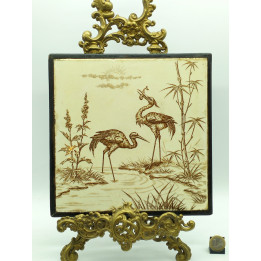 Salvamanteles Victoriano de Cerámica y Madera, c. 1880