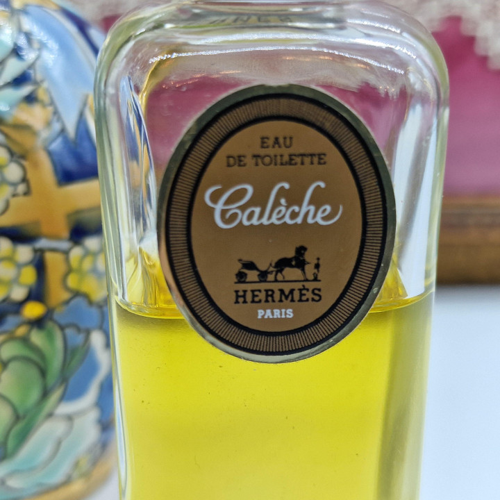 ヴィンテージ香水 エルメス カレーシュ オードトワレ 100ml - 残量約65ml 箱なし 1980年代 激レア フランス製 昔の香水 女性用フレグランス 稀少 コレクション用ガラスボトル