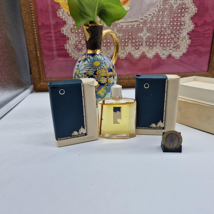 Parfum en Zeep Cadeauset - Vintage Myrurgia Maderas de Oriente 25ml met Sandelhout, Mid-Century Art Deco Verzamelaars Set Cosme…
