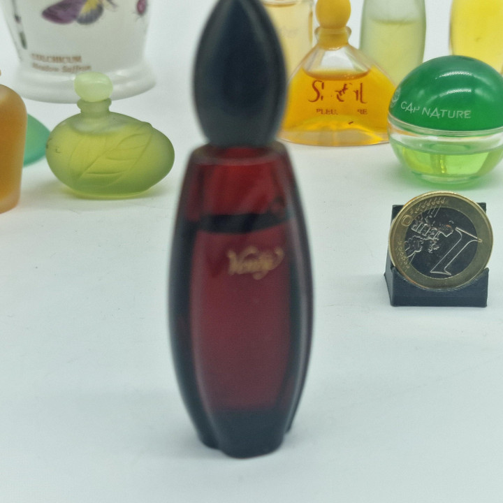 Lote de Miniaturas de Perfume Vintage, Coleção Yves Rocher e Rochas - Cantate, Venise, Orchidée, Madame Rochas - Set de 13 Fras…