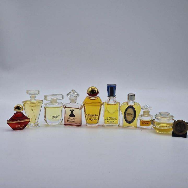 Conjunto de 9 Miniaturas de Perfume Guerlain - Shalimar, Samsara