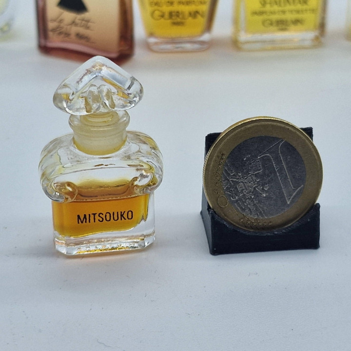 Conjunto de 9 Miniaturas de Perfume Guerlain - Shalimar, Samsara